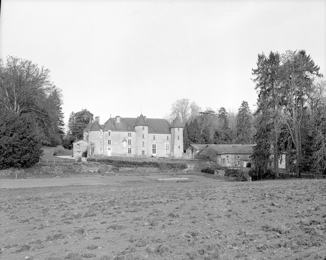 Château, élévation antérieure est.