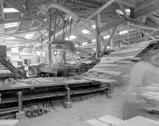 Atelier de fabrication, intérieur.