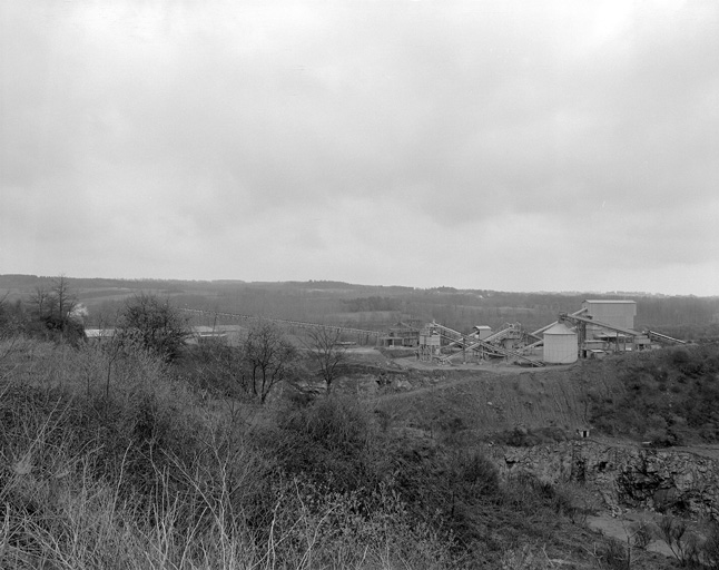 Ensemble des tamiseurs et transrouleurs, vus du sud ouest.