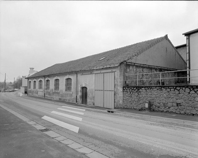 Ancien atelier de fabrication, élévation sur rue.
