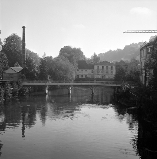 Ancien moulin à papier, élévation ouest.