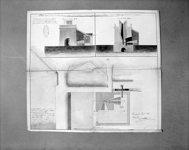 Plan et coupe du haut fourneau de 1819.