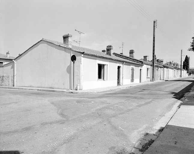 Logement d'ouvriers, vu du sud est.