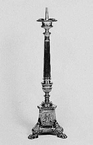 Croix et 6 chandeliers d'autel