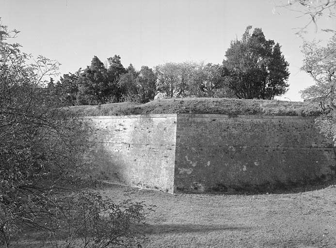 Porte Royale, demi lune.