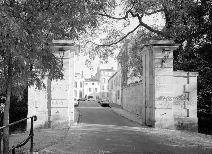 Porte Neuve, élévation ouest.