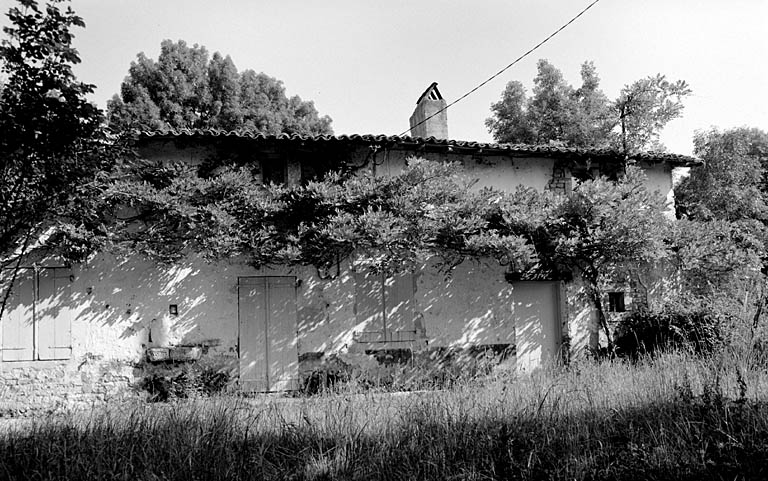 Logement, élévation sud.