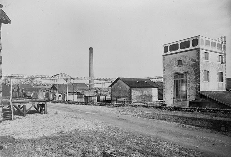 Atelier de déshydratation de l'alcool, vers 1920, François Muroy, La Rochelle.