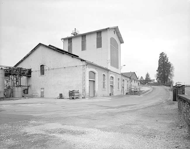 Ancien atelier de distillation vu du nord.