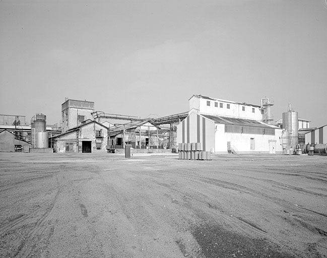 Atelier de fabrication d'acétate, vu de l'est.