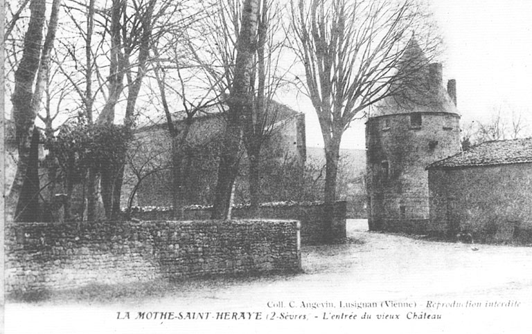 Entrée du château.