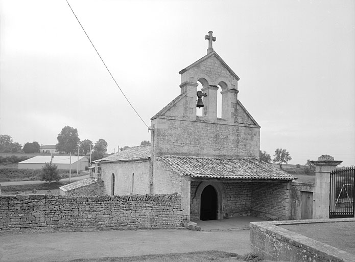 Façade, élévation nord-est.