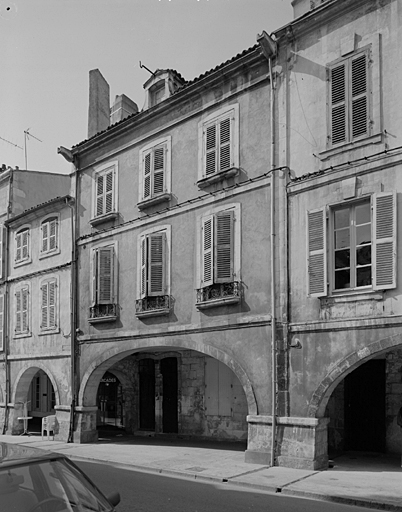 Elévation antérieure ouest.