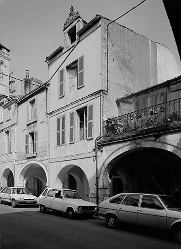 Façade.