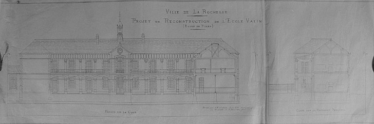 Projet de reconstruction de 1900, par P. Corbineau, façade sur cour et coupe de l'aile ouest.