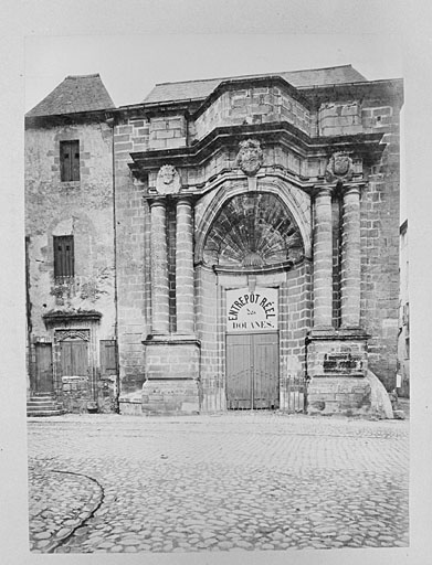 Porte rue Saint Jean, vue extraite de l'Album Cognacq.