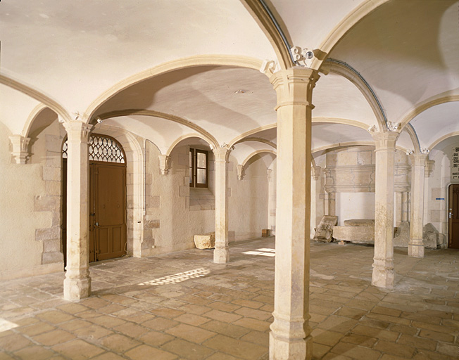 Vue d'ensemble de la salle des pas perdus.