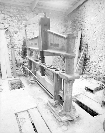 Marteau à battre le cuir de marque Allard Frères, Chateaudun.
