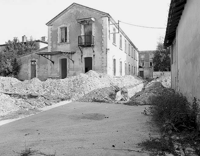 Bâtiment nord, élévations sur cour.