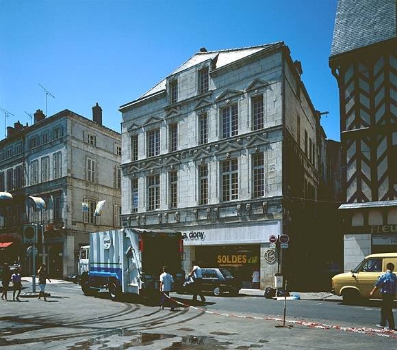 Façade.