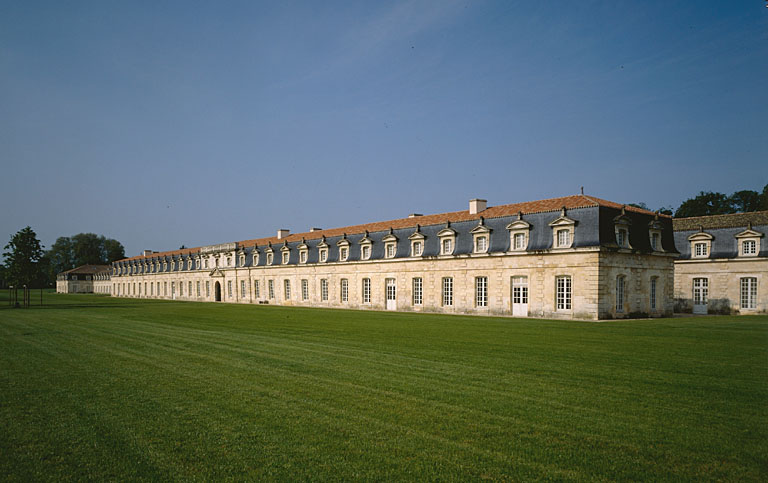 Façade, partie centrale.