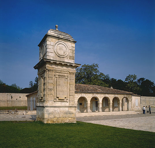 Fontaine au sud.