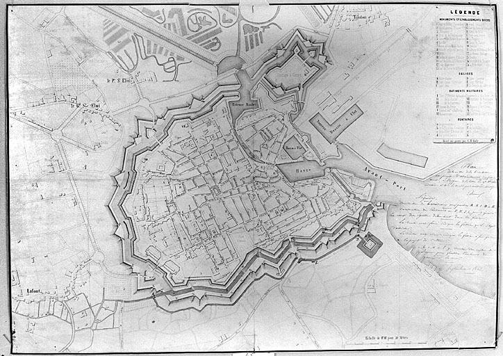 Plan de la ville et projet d'assainissement des fossé ouest. [Antérieure à 1863]. Gielv.