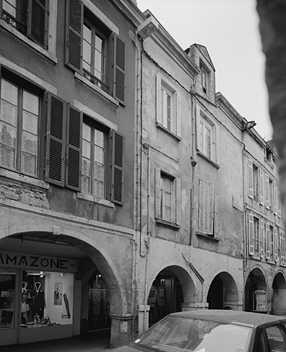 Elévation sur rue.