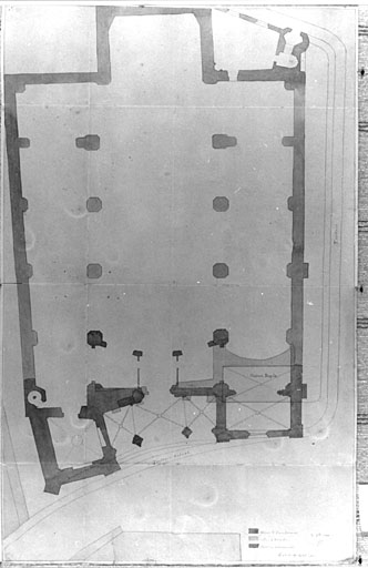 Projet d'allongement du collatéral droit et de la construction d'un nouveau portail. Plan de 1899.