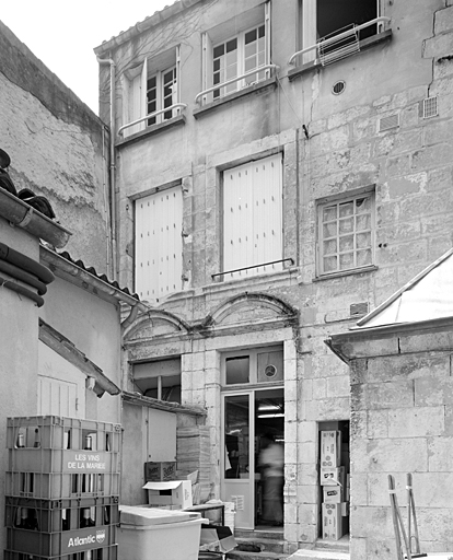 Elévation sur cour du deuxième corps de bâtiment.