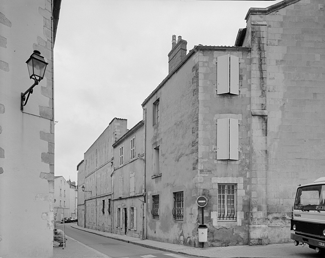 Bâtiments conventuels, élévations sur la rue de l'Evescot.