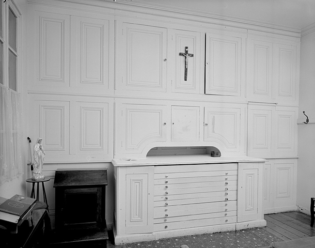 Chapelle, intérieur de la sacristie.