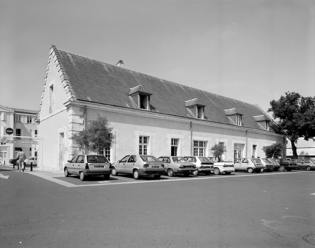 Bâtiment nord ouest, élévation est.