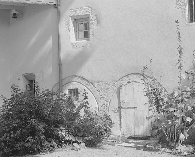 Corps de communs, élévation sur jardin.