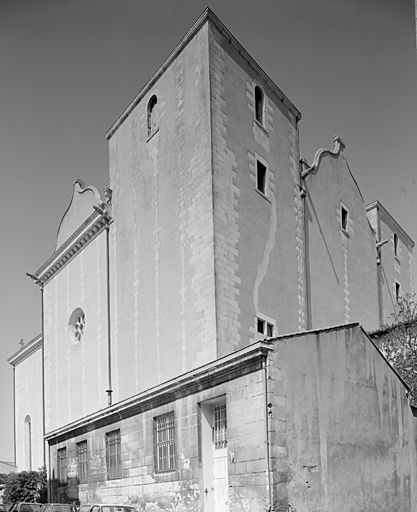 Chapelle, élévations sud et est.