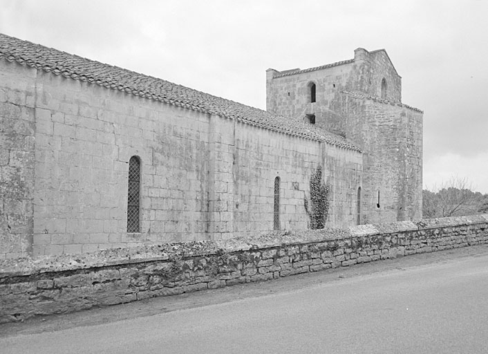 Elévation latérale droite, vue du nord ouest.