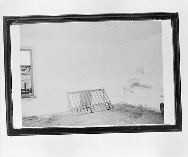 Intérieur d'atelier vide, en 1966.