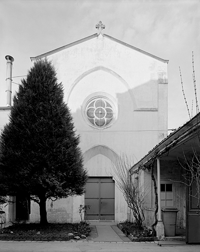 Chapelle, façade.