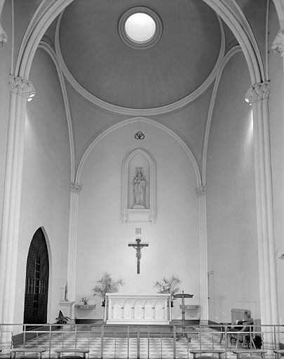 Chapelle, travée du choeur.