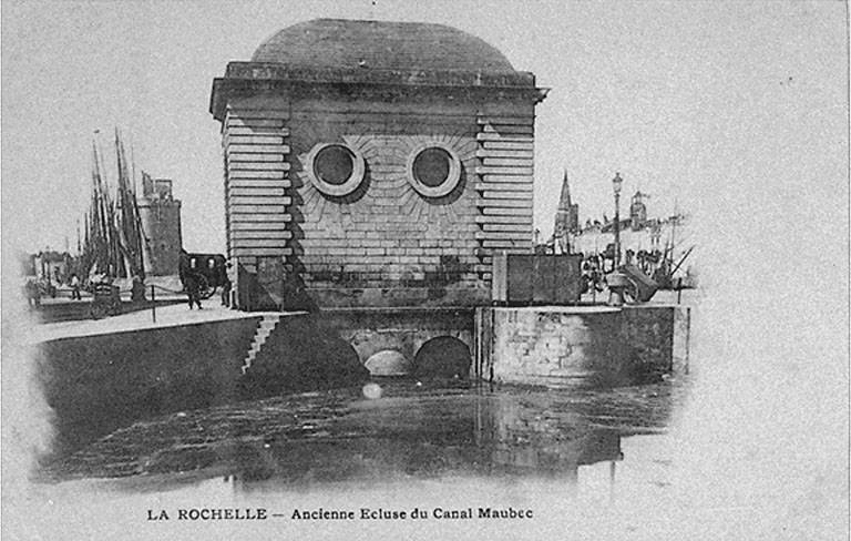 Ancienne écluse du canal Maubec.