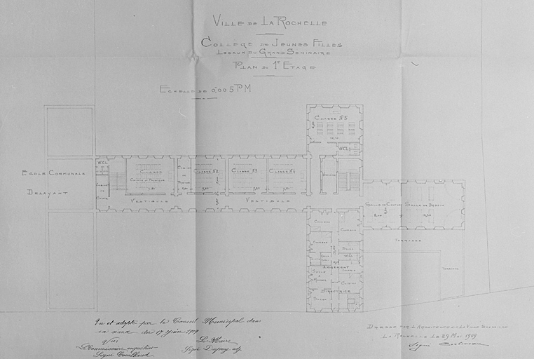 Plan du premier étage pour le collège de filles. 29 mai 1909, par Corbineau.
