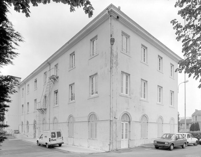 Corps de bâtiment 01 (au centre), partie nord, élévations nord et est.