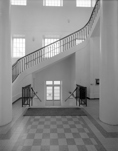 Corps de bâtiment 01, partie sud, rez-de-chaussée, escalier.