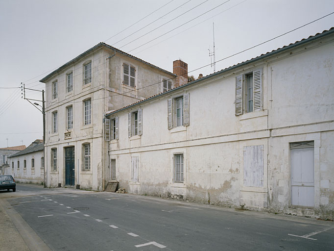 Elévations nord sur la rue de l'Hôpital.