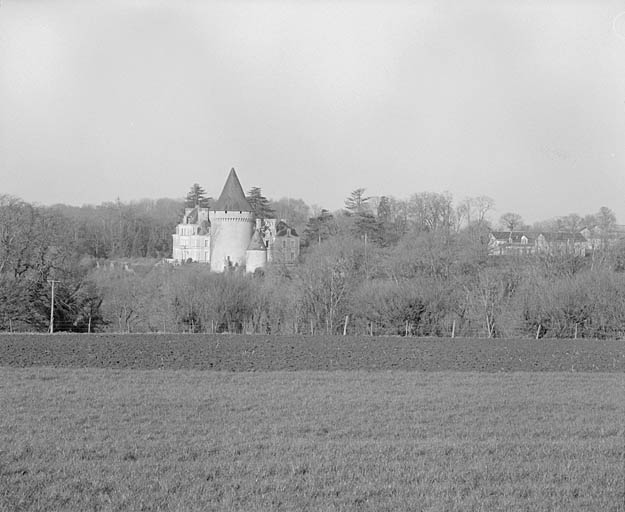 Vue d'ensemble prise de l'est.