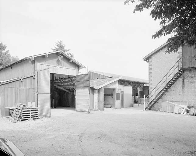 Atelier de menuiserie vu de sud est.