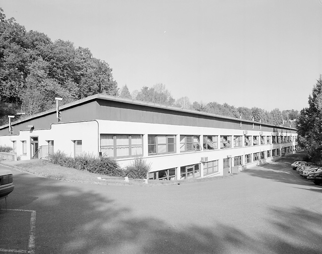 Atelier de fabrication A vu du sud ouest.