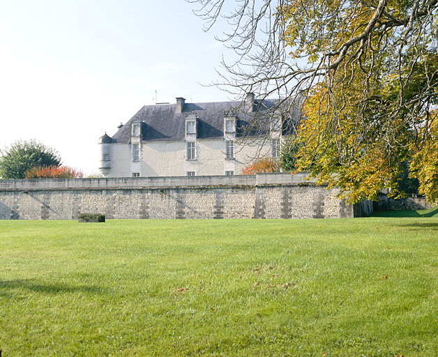 Logis, aile latérale, élévation postérieure.
