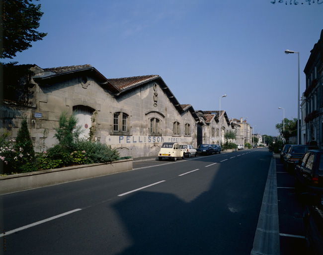 Chais, élévations sur l'avenue.
