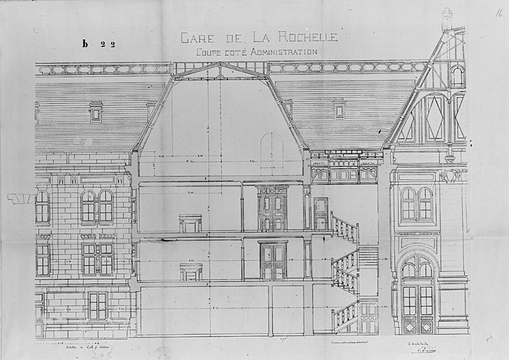 Aile côté administration, coupe par Esquié en 1911 (pl.6).